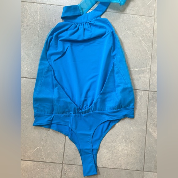 NWT PINK LILY WOMENS BLUE HALTER BOW BACK DETAIL BODYSUIT - Picture 7 of 11